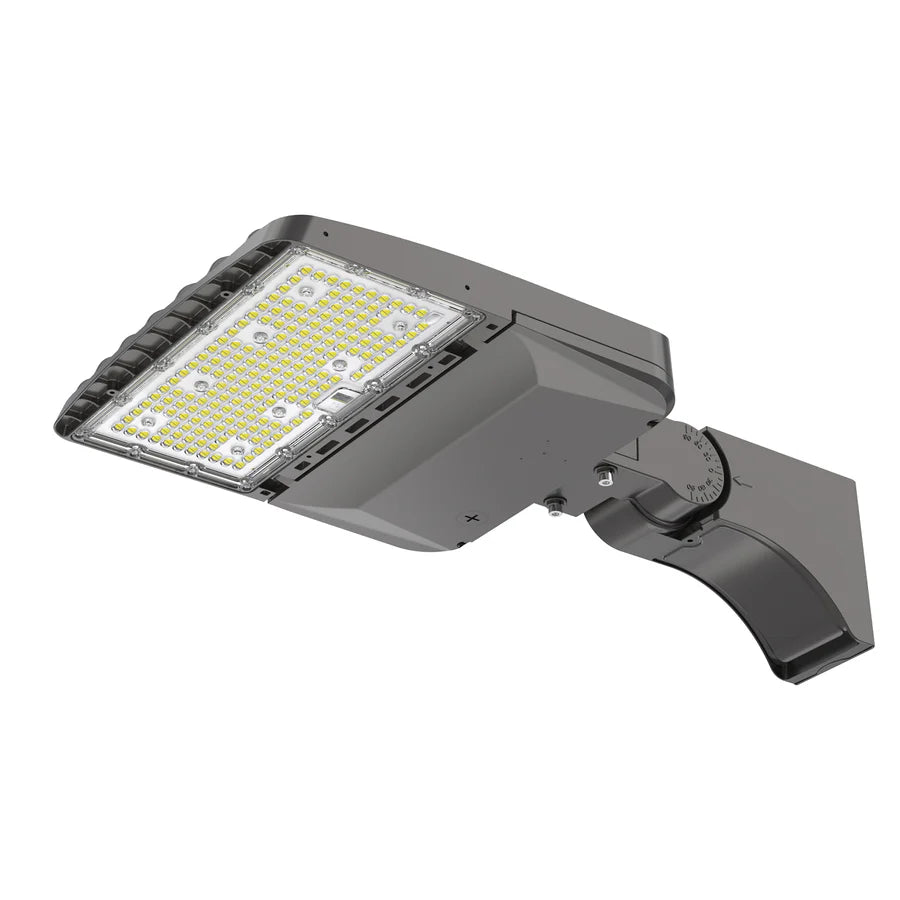 Elección del contratista: luz de área serie XALH, con tapa corta, potencia seleccionable y CCT, CA 120 V-277 V, 80 W-310 W