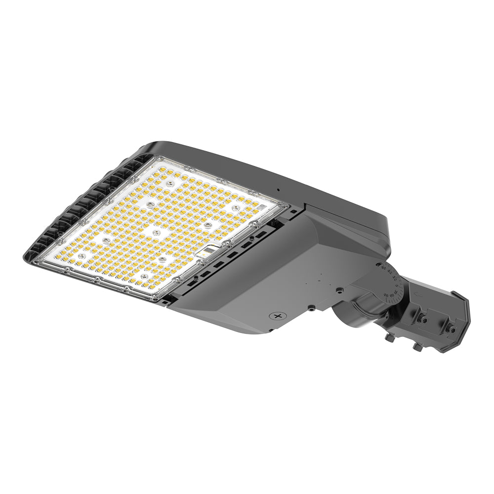 XALH Series Parking Lot Light, LED array visible