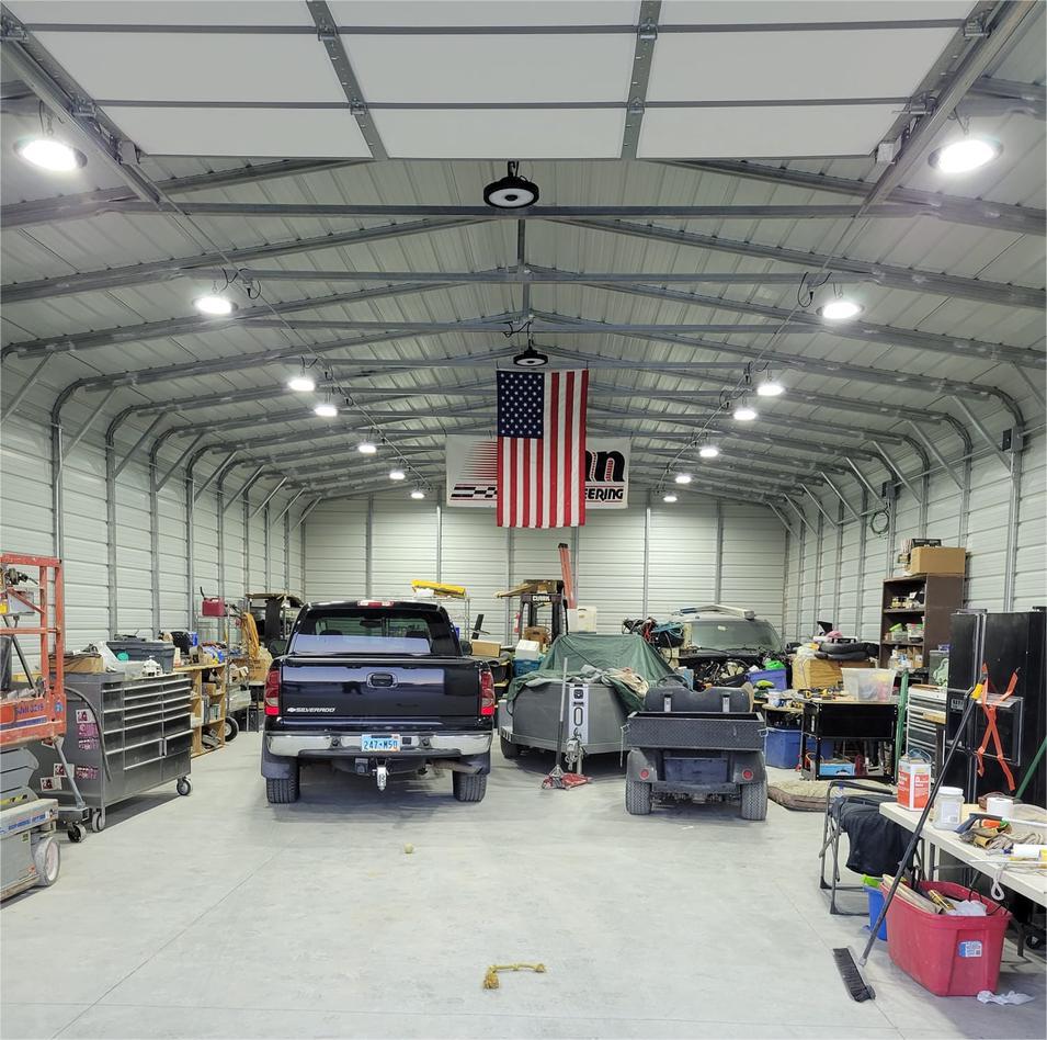 What's the difference between high bay and low bay lights?