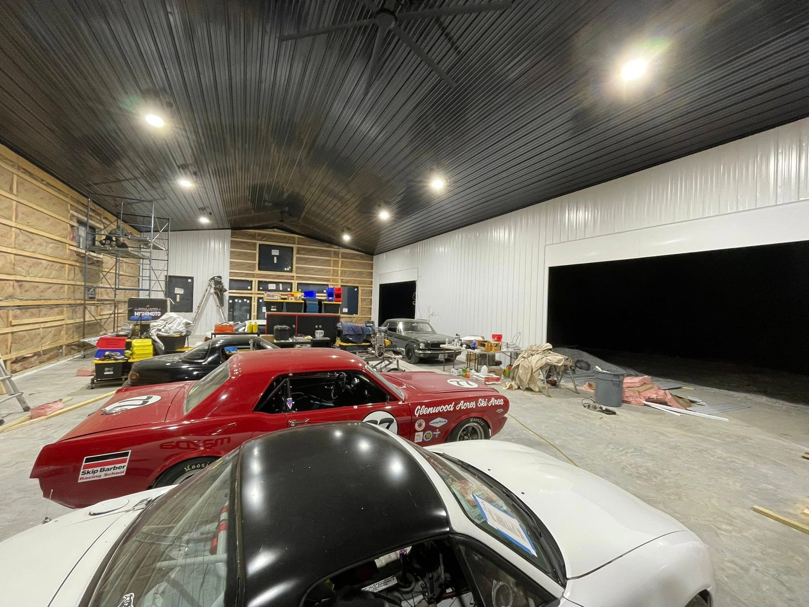 Glare-Free and Flicker-Free Garage Lighting