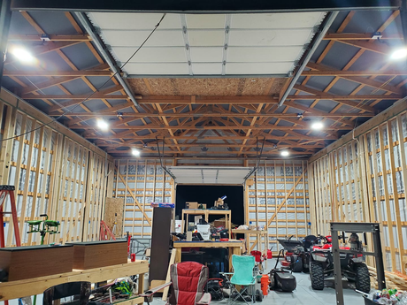 Choosing IK-Rated Lights for High-Traffic Barns