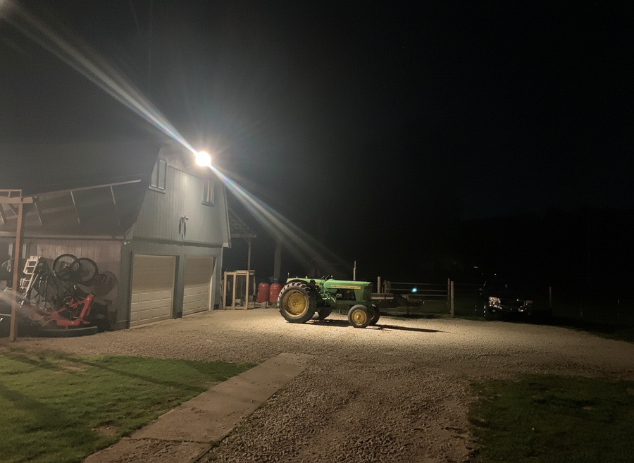 What Floodlight Beam Spread for My Barnyard?