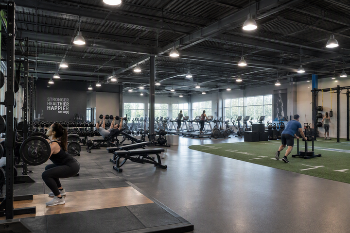 Commercial Gym Lighting Design: Layout, Glare, and Fixture Protection