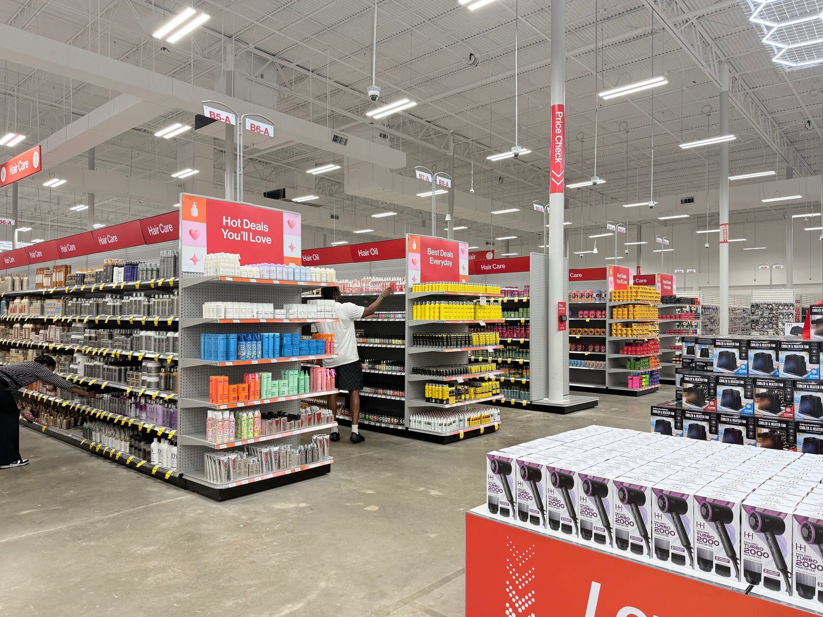 Seamless Large-Volume LED Lighting Deployment for Beauty Master's Facility Expansion