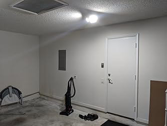 Folding 3 panel LED garage lights illuminates from different angles