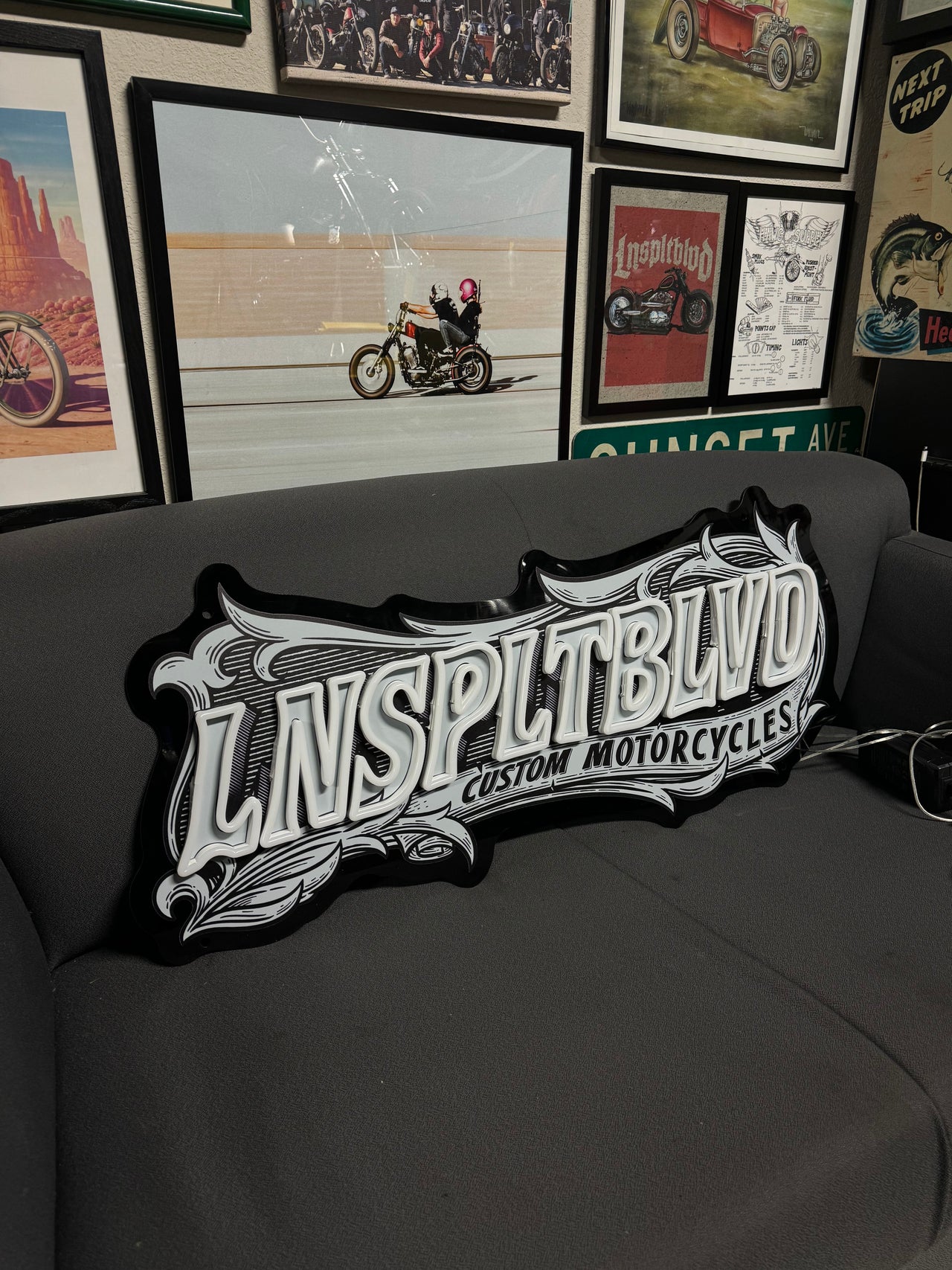 customer share neon light customization for LNSPLTBLVD custom motor cycles